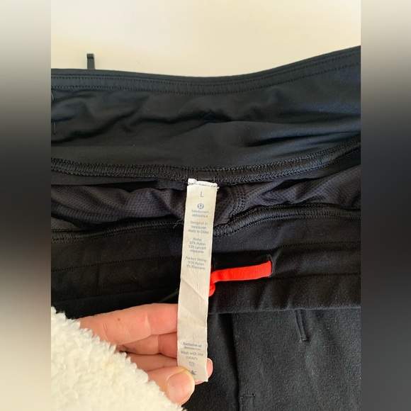 Lululemon track pants - Picture 3 of 13